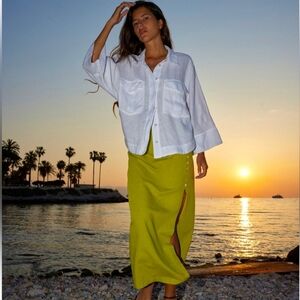 Zara White 100% Linen Pocket‎ Ovetsized Shirt size Small